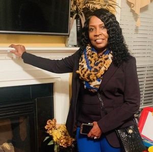 Meet your Posher, Sheila